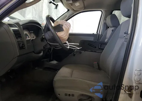 2007 Dodge Dakota Quad Slt z USA, uszkodzony, nr VIN 1D7HW48K47S141558